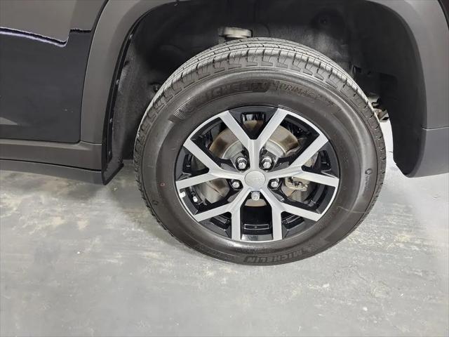 2025 Jeep Grand Cherokee Limited 4x2