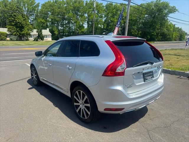 2016 Volvo XC60 T5 Drive-E Premier