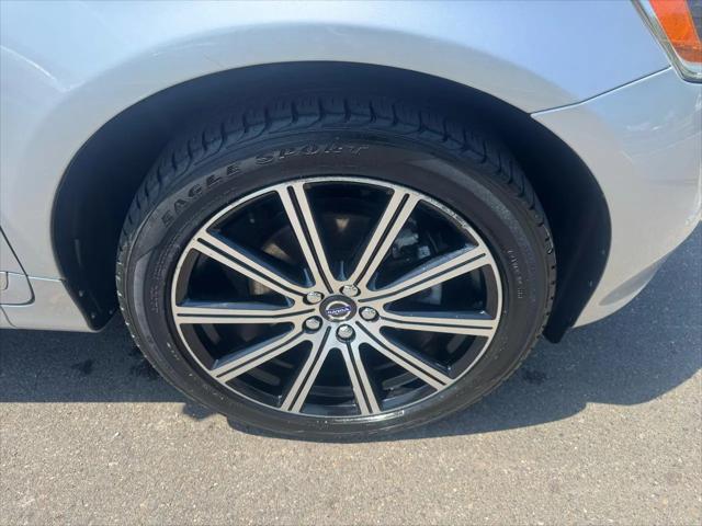 2016 Volvo XC60 T5 Drive-E Premier
