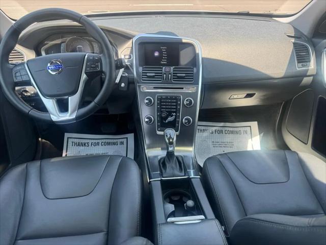 2016 Volvo XC60 T5 Drive-E Premier