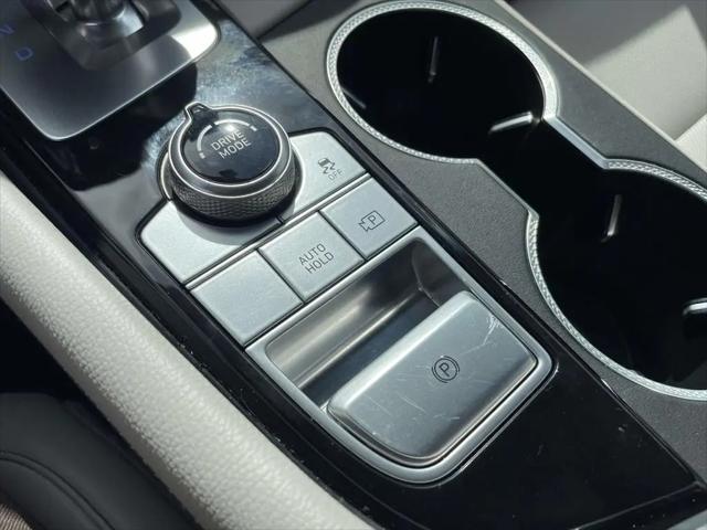 2025 Genesis G70 2.5T AWD