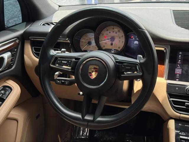 2023 Porsche Macan Macan