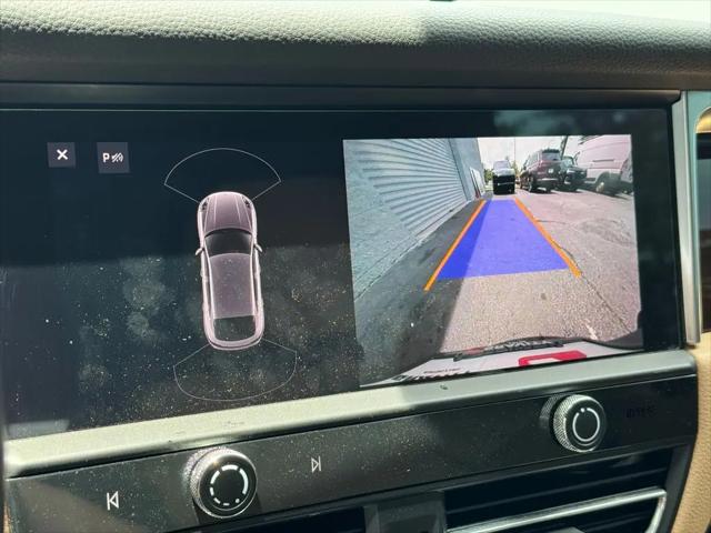 2023 Porsche Macan Macan