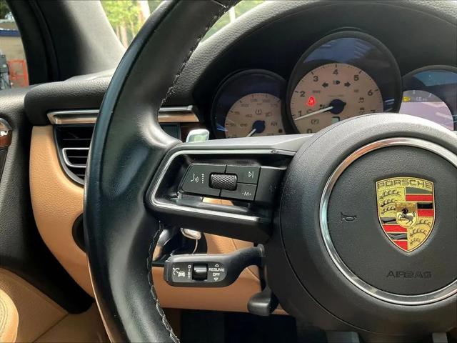2023 Porsche Macan Macan