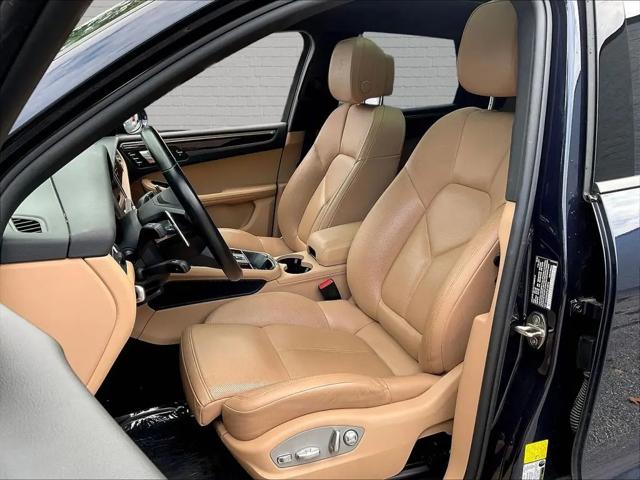 2023 Porsche Macan Macan