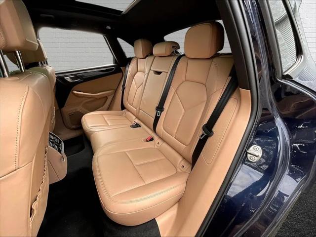 2023 Porsche Macan Macan