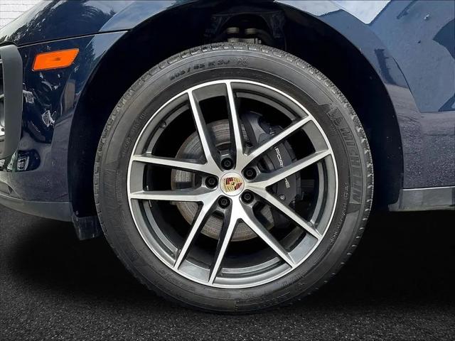 2023 Porsche Macan Macan