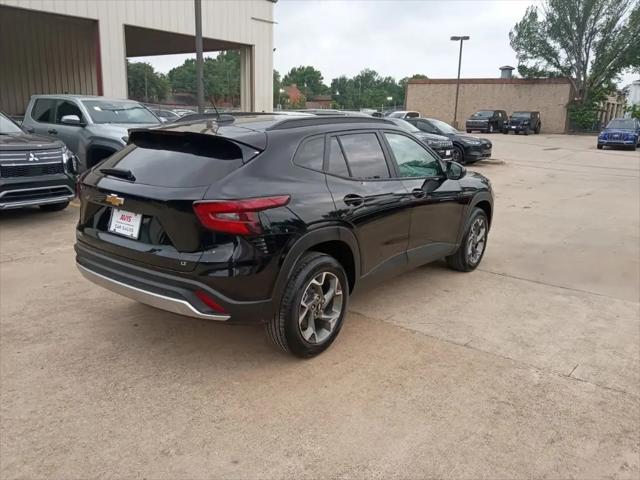 2025 Chevrolet Trax FWD LT