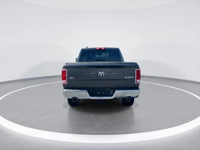 2017 Ram 1500 Laramie Crew Cab 4x4 5'7" Box