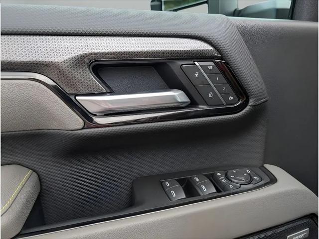 2026 Chevrolet Silverado 2500HD Crew Cab, Standard Bed, XR2, 4WD