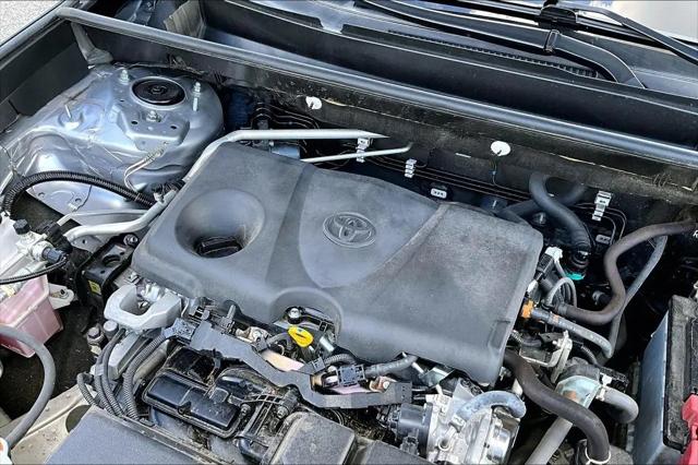 2023 Toyota RAV4 LE
