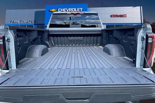 2026 GMC Sierra 2500HD Crew Cab, Long Bed, AT4, 4WD