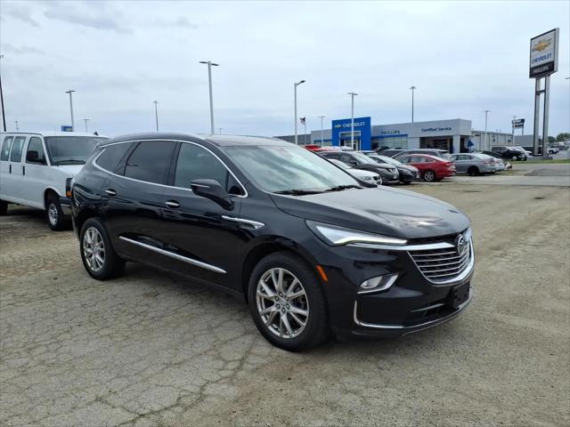 2023 Buick Enclave Essence AWD