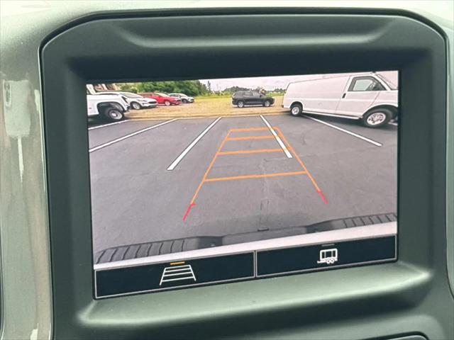 2025 Chevrolet Silverado 2500HD 4WD Crew Cab Standard Bed Custom