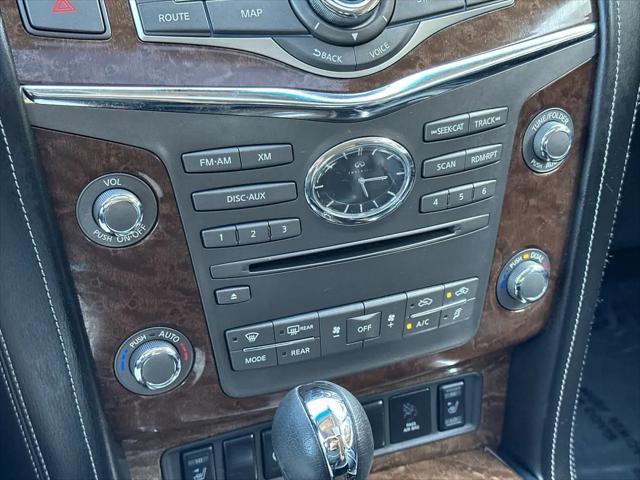 2016 INFINITI QX80 Standard