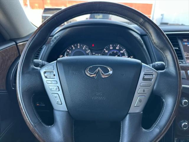 2016 INFINITI QX80 Standard