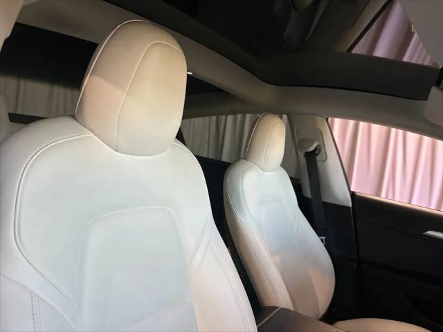 2022 Tesla Model 3 Rear-Wheel Drive
