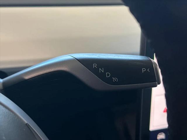2022 Tesla Model 3 Rear-Wheel Drive