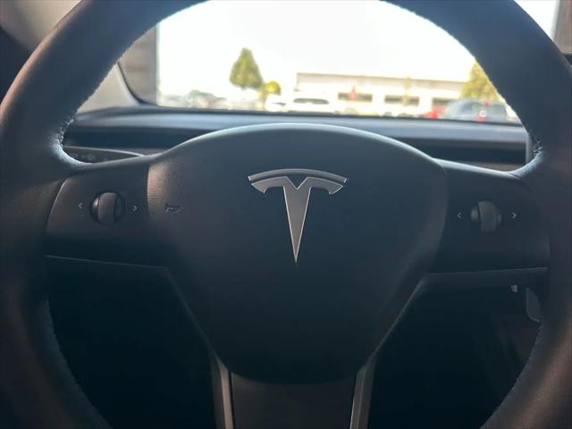 2022 Tesla Model 3 Rear-Wheel Drive