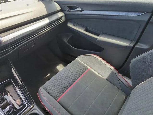 2026 Volkswagen Golf GTI SE
