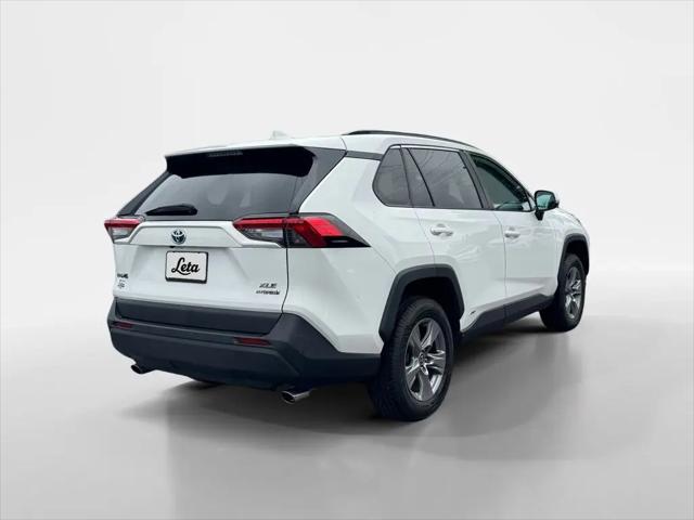 2022 Toyota RAV4 Hybrid XLE