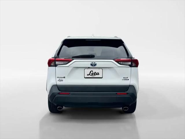 2022 Toyota RAV4 Hybrid XLE
