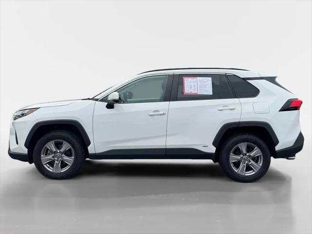 2022 Toyota RAV4 Hybrid XLE