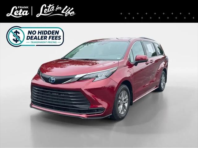 2025 Toyota Sienna LE for sale in O'Fallon, MO