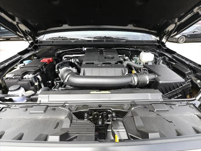 2026 Nissan Frontier Crew Cab Long Bed PRO-4X 4x4