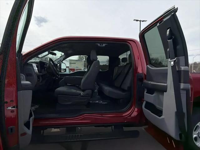 2026 Ford F-350 XLT
