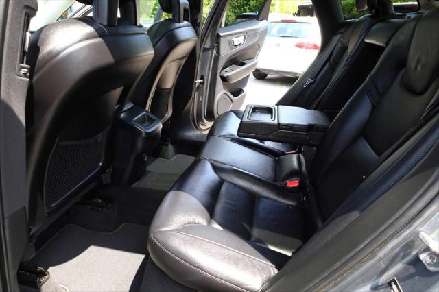 2018 Volvo XC60 T5 Momentum