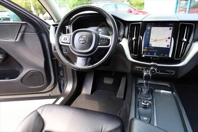 2018 Volvo XC60 T5 Momentum