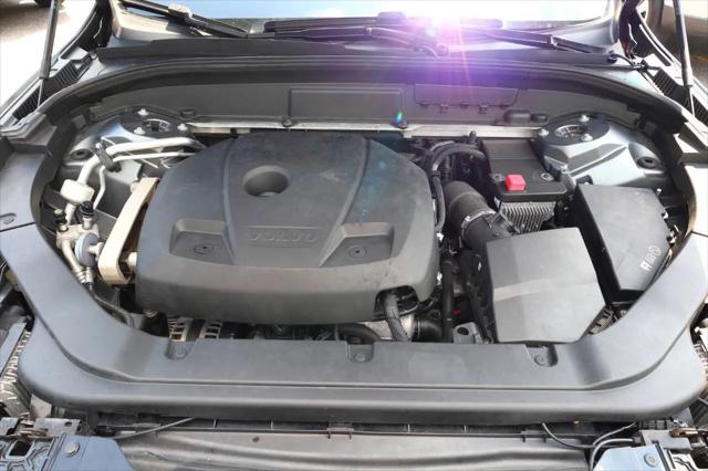 2018 Volvo XC60 T5 Momentum