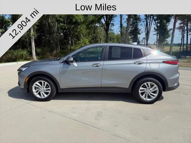 2024 Buick NV Preferred FWD