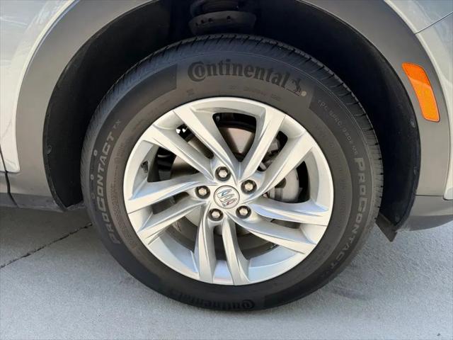 2024 Buick NV Preferred FWD