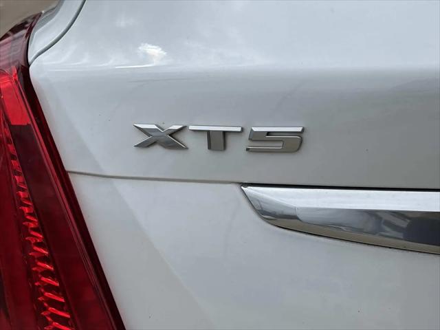 2017 Cadillac XT5 Premium Luxury