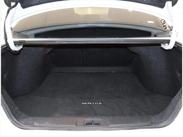 2022 Nissan Sentra SV Xtronic CVT