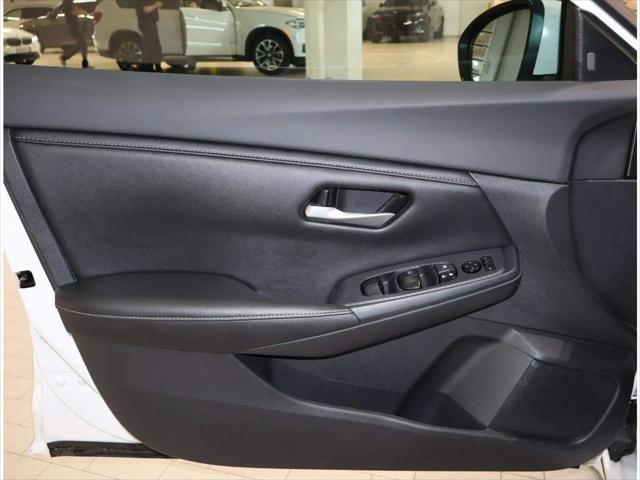 2022 Nissan Sentra SV Xtronic CVT