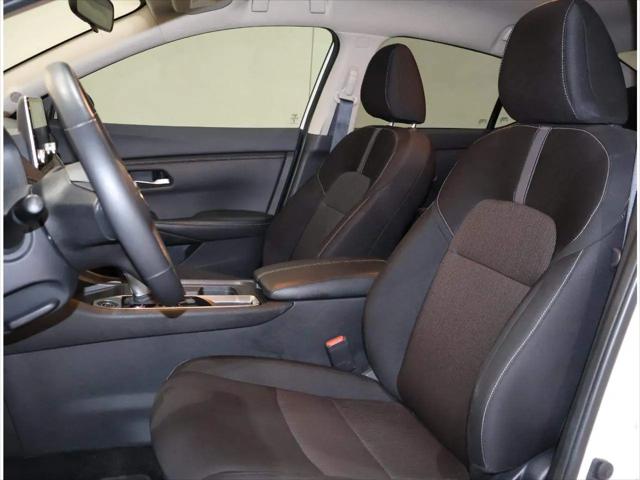 2022 Nissan Sentra SV Xtronic CVT