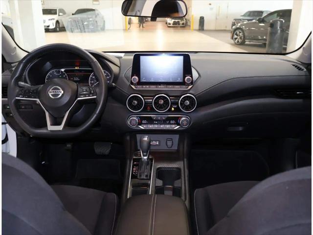 2022 Nissan Sentra SV Xtronic CVT