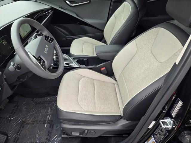 2023 Kia Niro SX