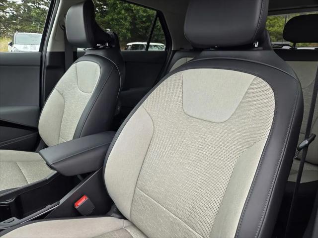 2023 Kia Niro SX