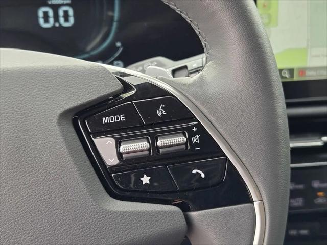 2023 Kia Niro SX