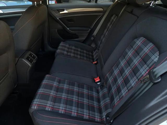 2018 Volkswagen Golf GTI 2.0T SE