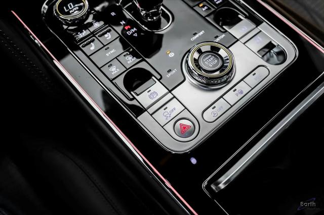 2022 Bentley Flying Spur V8