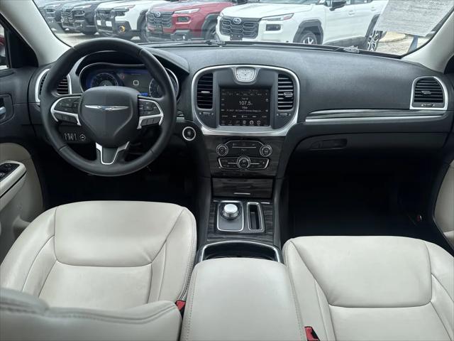 2016 Chrysler 300 Anniversary Edition