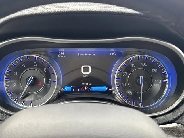 2016 Chrysler 300 Anniversary Edition