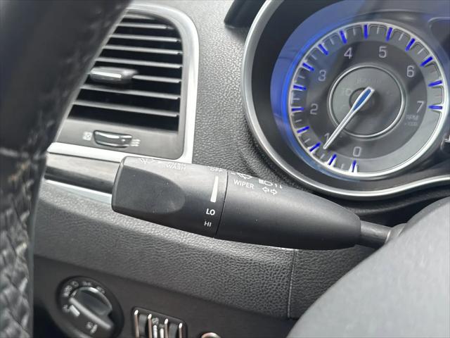 2016 Chrysler 300 Anniversary Edition