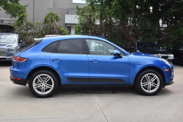 2020 Porsche Macan Macan