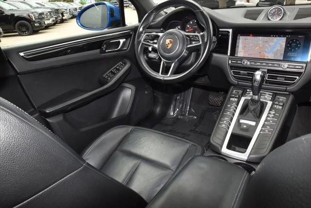 2020 Porsche Macan Macan